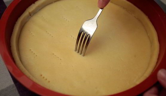 тарт с лимонной начинкой и белковым кремом