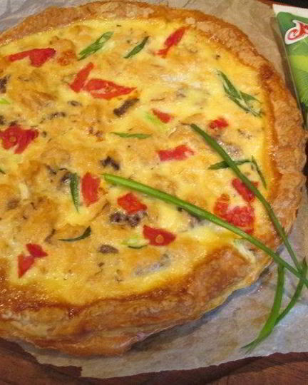 Рецепт тарта с лососем и овощами