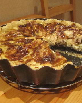 Тарт с маком, творогом и яблоками