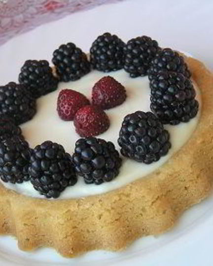 Рецепт тарта с маскарпоне и ежевикой