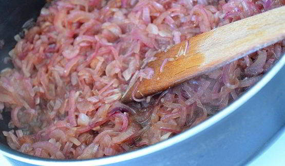 тарт татен с карамелизованным луком