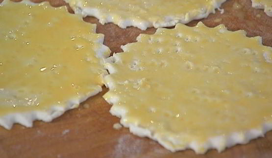 тарты с раковыми шейками и зеленью