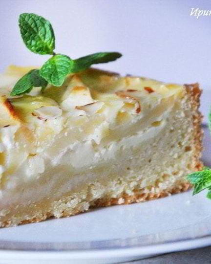 Рецепт яблочного тарта с миндальными лепестками