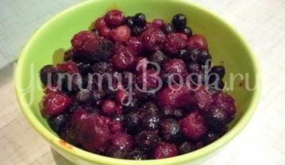 ягодный тарт под нежным безе