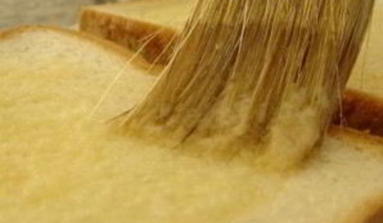 тосты с сыром и чесноком