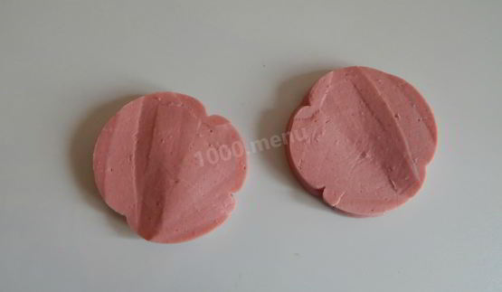 яичница с колбасой