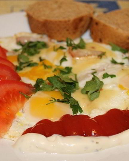 Рецепт яичницы с сыром плавленным