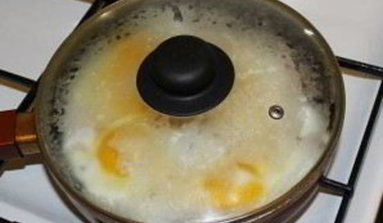 яичница с сыром плавленным