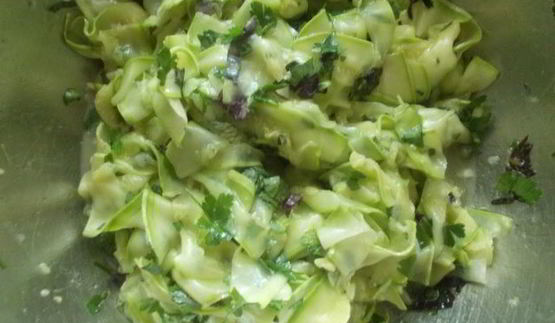 закуска из маринованных кабачков с медом и чесноком