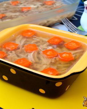 Заливное из петуха