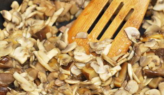 блинная улитка с грибным жюльеном