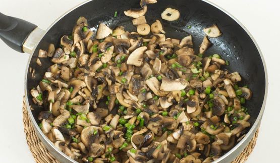 грибной жульен из шампиньонов