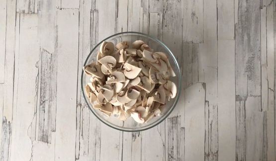 классический жульен с грибами