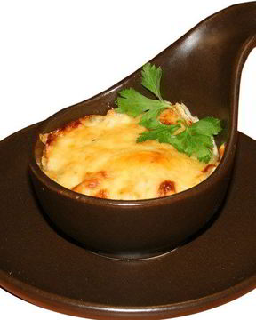 Нежный куриный жюльен с грибами и сыром