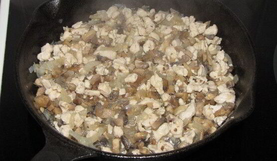 рулетики из цукини с жульеном