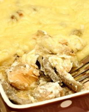 Жульен с рыбой и грибами