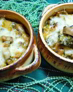 Жюльен с грибами и шпинатом