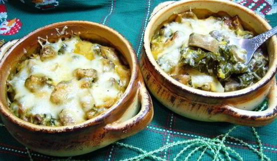 жюльен с грибами и шпинатом