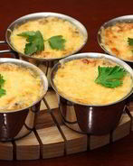 Жюльен с курицей и вешенками